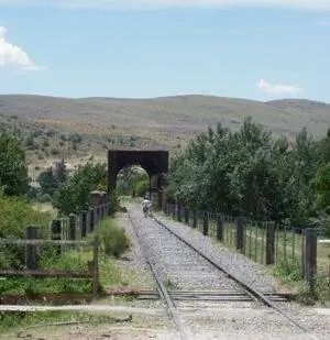 Железнодорожные пути Sierra в Аргентине. Фотографии Лидии Кэри.