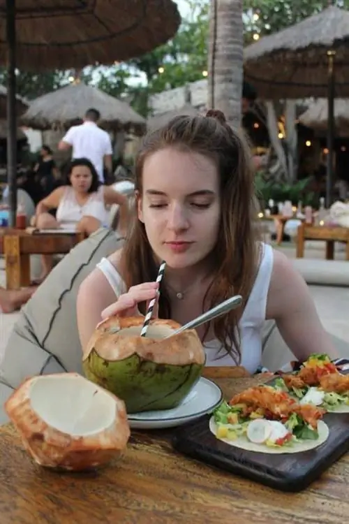 Не забудьте сказать макан перед едой, как бы аппетитно это ни выглядело!