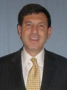 Джозеф Розен, еврей из Бронкса, штат Нью-Йорк, говорит, что рассмотрит возможность поездки в Германию.