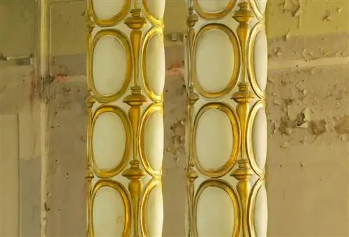 Деталь здания универмага в стиле модерн, где снимался отель «Гранд Будапешт», в Гёрлице, Германия. На фото Пол Клеменс.