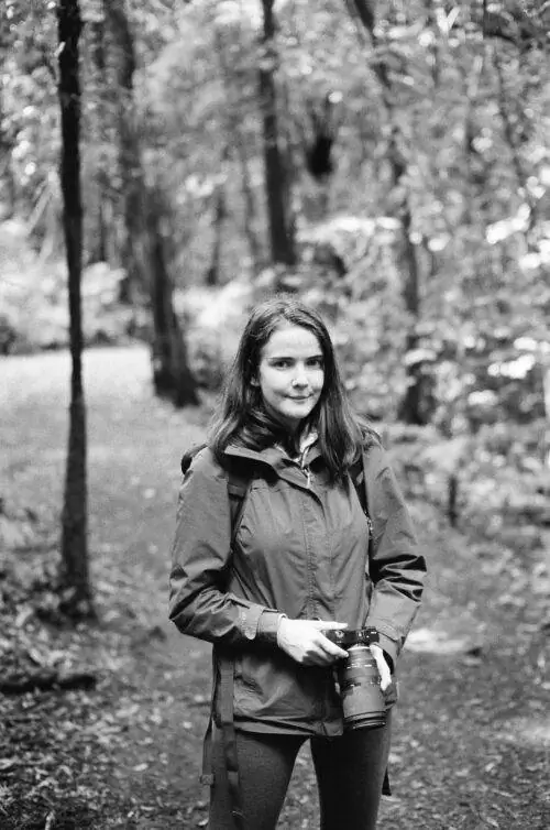 Джоно Шилдс