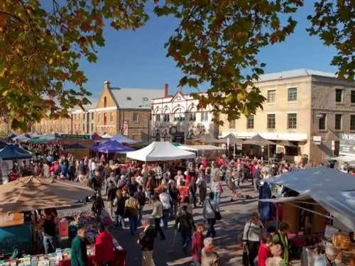 Рынок Саламанка является изюминкой Хобарта, Тасмания.