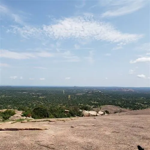 Вид с вершины Зачарованной скалы.