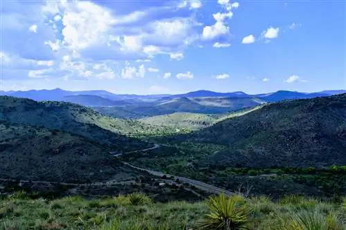 Горы Дэвис с обсерваторией Макдональд вдали. Фотографии Джона Сполдинга.