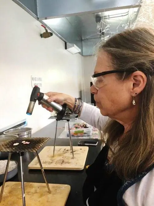 Изучение кузнечного дела в The Hot Shop