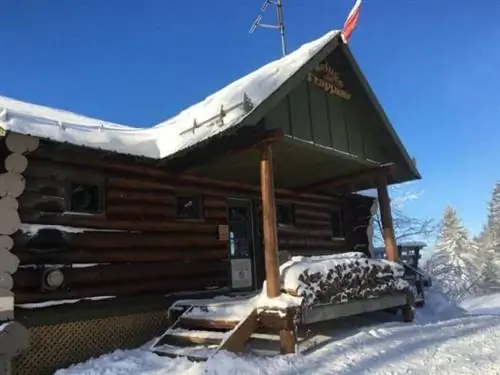 Relais des Trappeurs на вершине Мон Тремблан в Квебеке.
