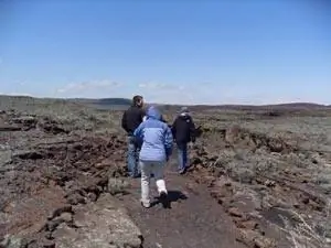 Прогулка по лаве в центре Айдахо. фото Аманды Дж. Фрирксен
