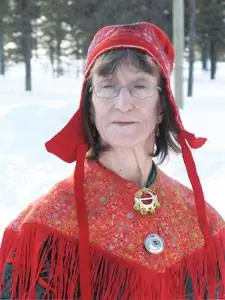 Саамская женщина в Лапландии.