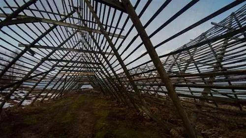 Рыбные стойки во фьорде. Контрасты и тени полярных ночей - мечта любого фотографа.