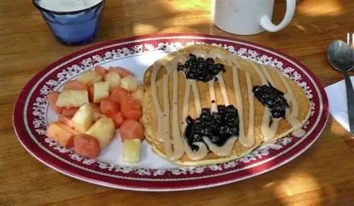 Блинчики с маслом макадемии