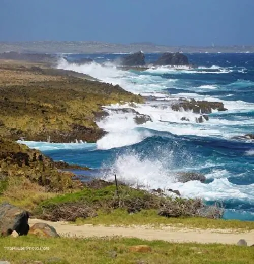 Деревенское побережье Арубы