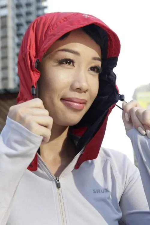 Шукс капюшон