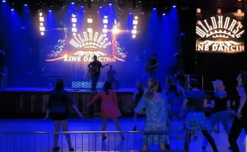 Линейные танцы в салуне Wildhorse, Нэшвилл.