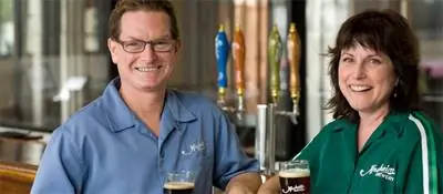 Грег и Барбара Геровац из Anaheim Brewing Company.