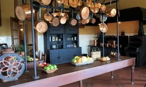 Кухня Biltmore, какой она была много лет назад.