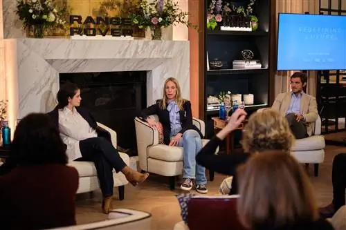 Соня Карраско, Адриана Ботелла и Альваро Саси