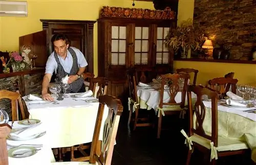 Ресторан Vallecula в Валельясе