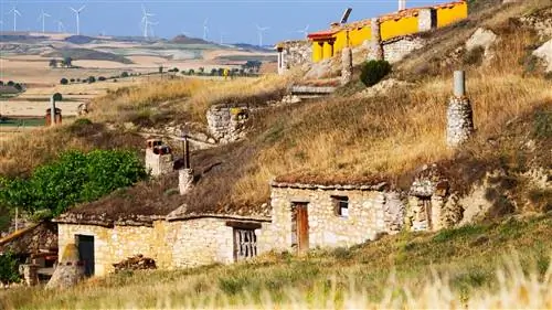 El Cerrato Palencia: бегство к гипсовым пейзажам и дымоходам, которые вдохновляли Гауди