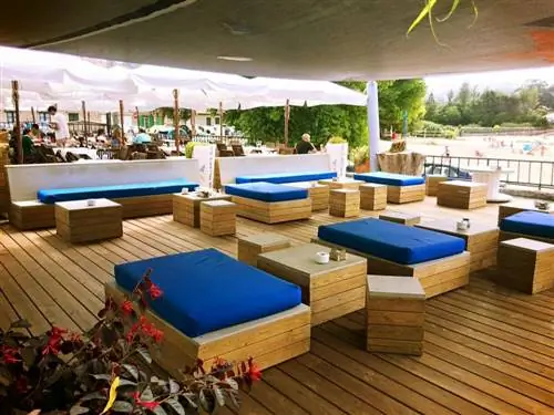 Терраса Мендуинья Плайя в устье Альдна.