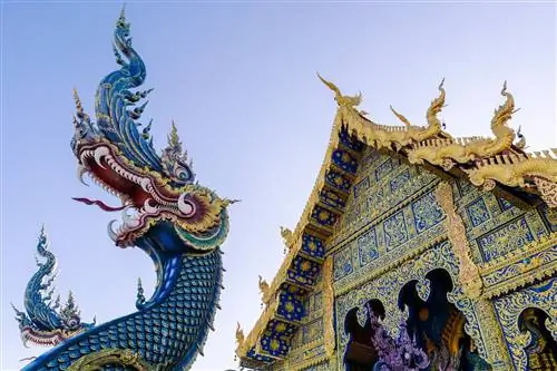 Wat Rong Suea Ten в Чианграе