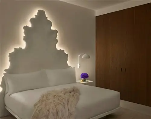 Изголовья, вдохновленные Педро де Рибера в The Madrid Edition