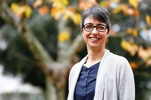 Кристина Мэллор, исследователь, ответственный за этот своеобразный банк семян