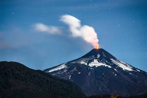 вулкан Вильяррика в Чили