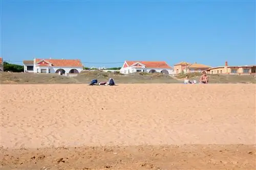 Обычные домики в Пунта-Умбрии