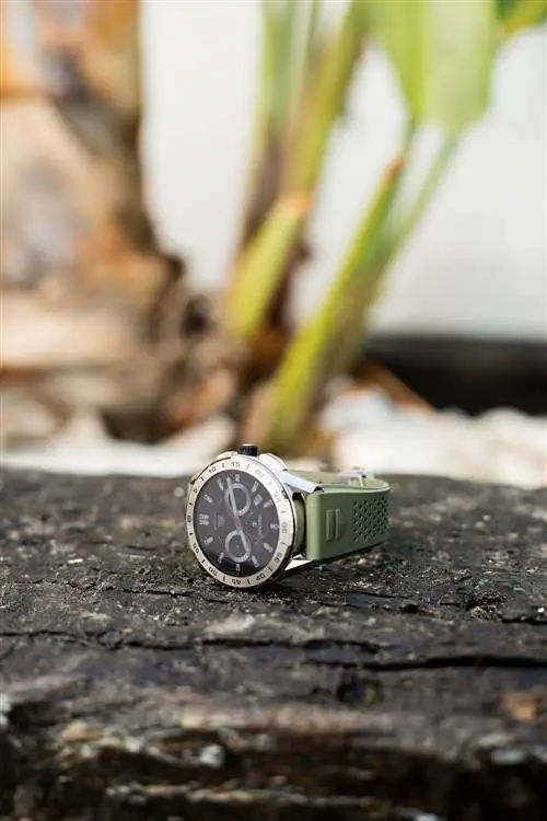 TAG Heuer на связи