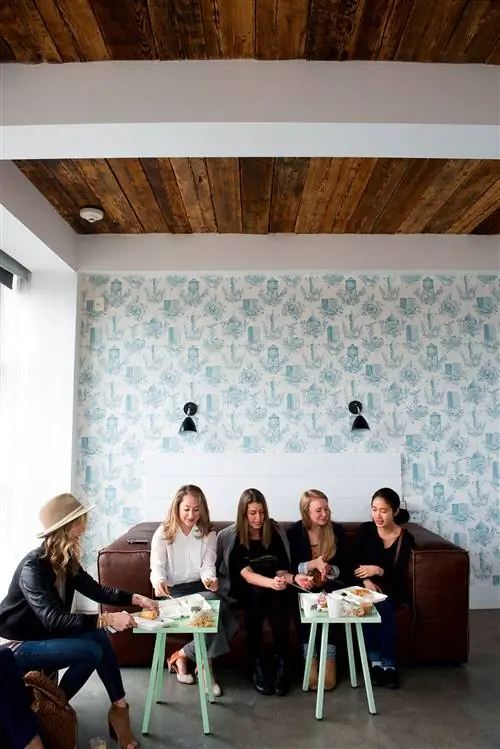 BreakfastClub в Овенли Бруклин