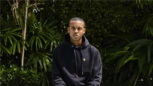 Платья Леброна Джеймса для путешествий