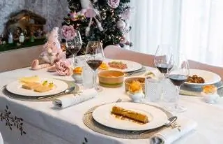 Рождественское меню в La Fbrica Burgos Рождественское меню в La Fbrica Burgos