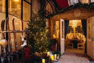 Le Chalet в отеле Plaza Athne Le Chalet в отеле Plaza Athne