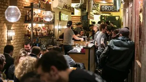 Быстрые перекусы и рестораны Парижа, которые стоит посетить Быстрые перекусы и рестораны Парижа, которые стоит посетить