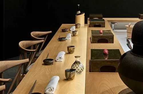 В баре все готово в данный момент.