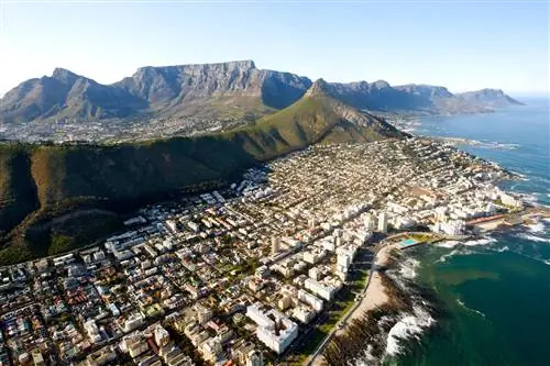 Кейптаун и Столовая гора.