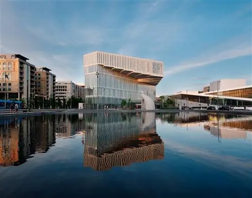 Deichman Bjørvika - новая крупная публичная библиотека в Осло.