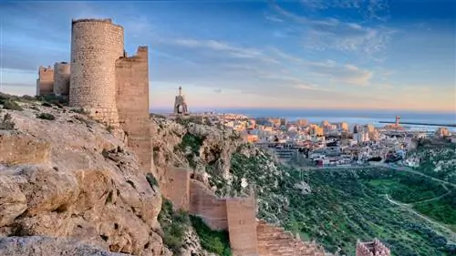 Альмерия, мавританское мавританство: встреча с аль-Марийей