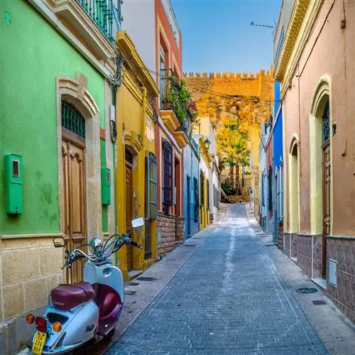 Улицы Ла-Альмедины