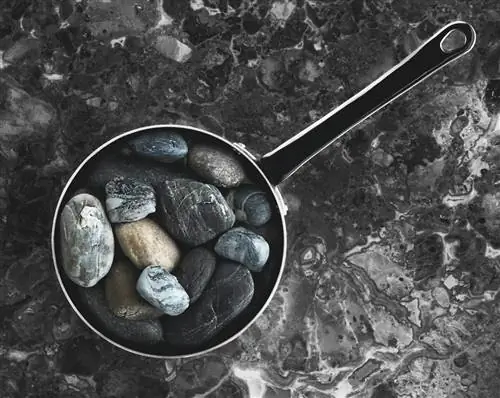 Картофельные «камни» из ресторана Frederikshøj в Орхусе, Дания.