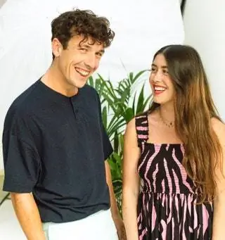 Это были месяцы заключения, когда Айлид и Робби сделали выдающуюся карьеру в мире моды и музыки…