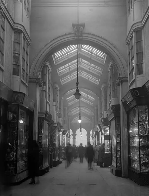 Ярмарка, специализирующаяся на гравюрах и самая важная, проводимая в нашей стране.