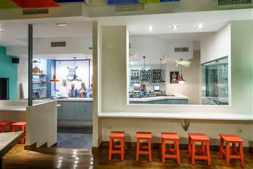 Шеф-дель-Мар Таверна