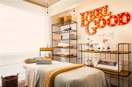 Tina Belo - городской спа-центр в Мехико, специализирующийся на косметических процедурах.