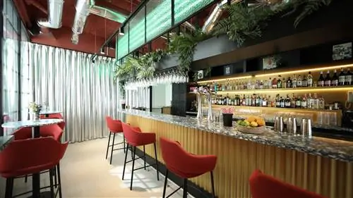 Бар на крыше The Social Hub Madrid