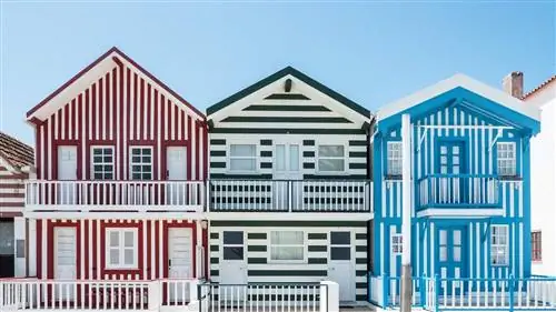 Модерн, пирожные и молисейрос: это Авейру, португальский город между каналами