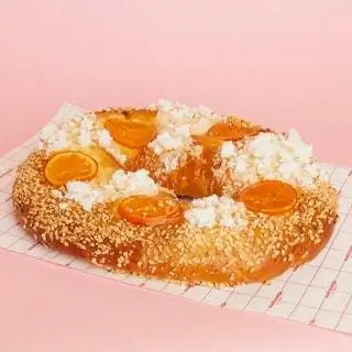 Наш любимый. Мы говорим это так без страха и звучности. Сделано из собственного апельсинового цуката и того же…