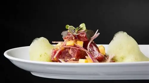Севиче из красного тунца Альмадраба в La Taberna del Campero