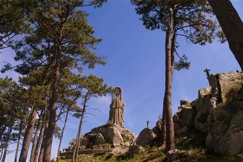 Дева Скалы Байона