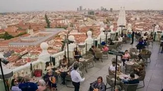 Самые инстаграмные уголки 360º Rooftop Bar
